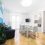 Semesterbostad Calmation